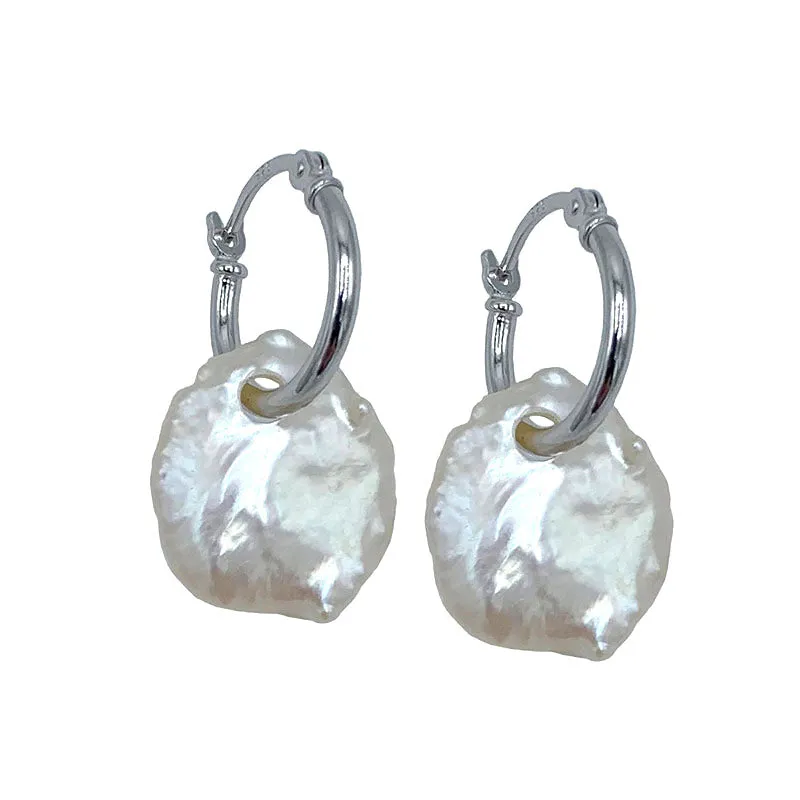 352-01-S | HUGGIE FRESHWATER EARRING (WHITE ON STERLING)