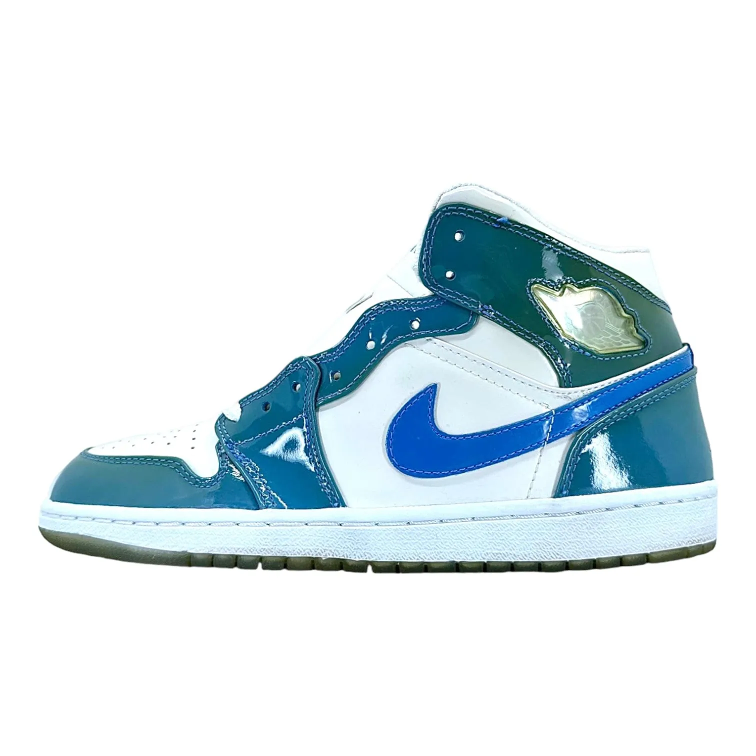 Air Jordan 1 Retro UNC Patent Pre-Owned