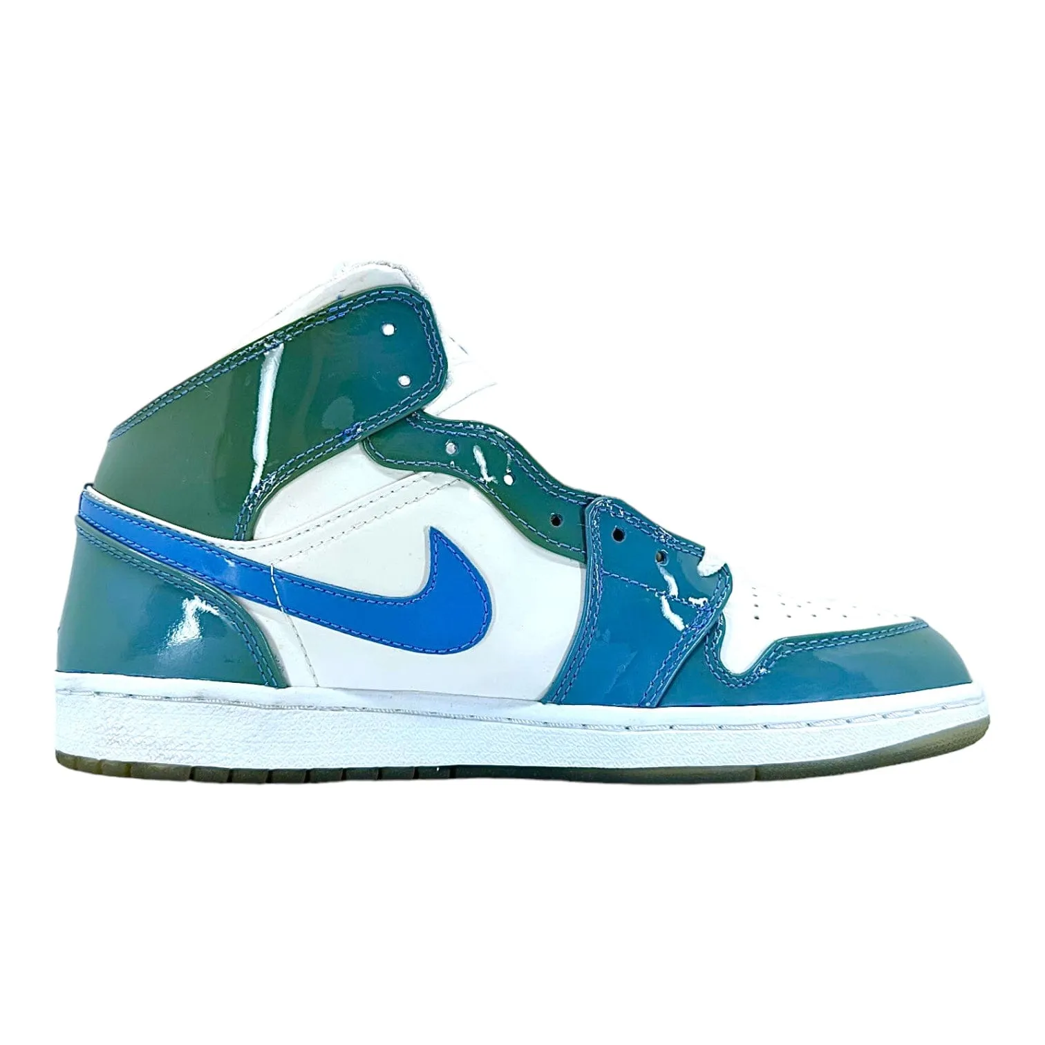 Air Jordan 1 Retro UNC Patent Pre-Owned