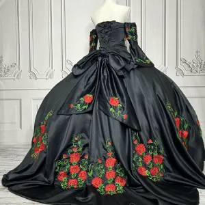 Embroidered Mexican Quinceanera Dress - Rosas Rojas