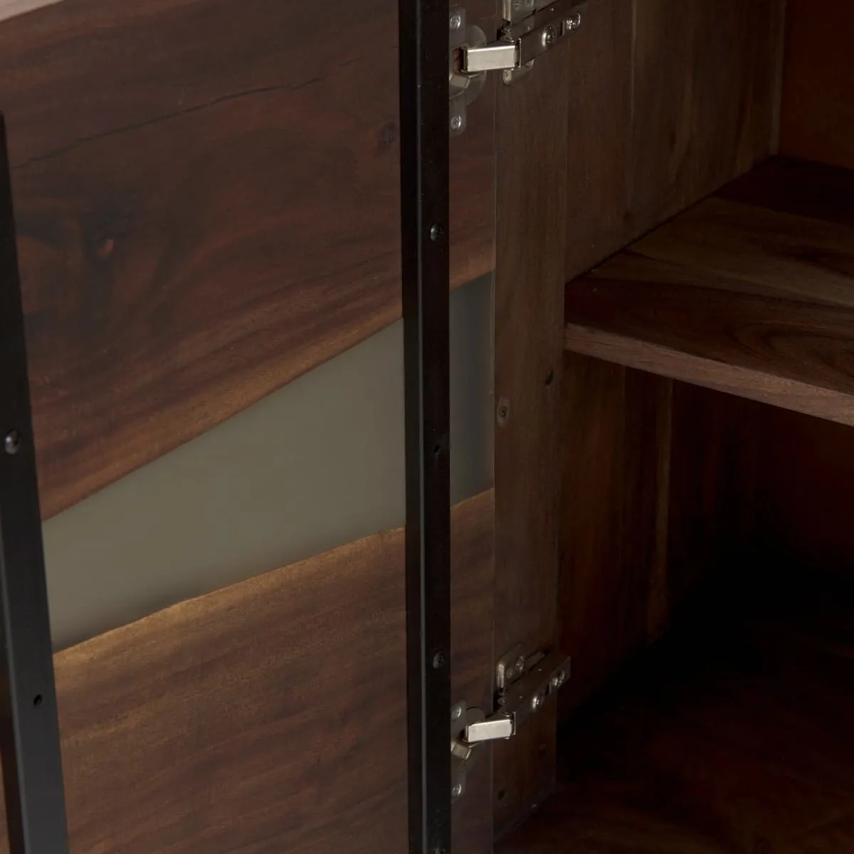 Hemlock Sideboard Brown Wood | Black Resin