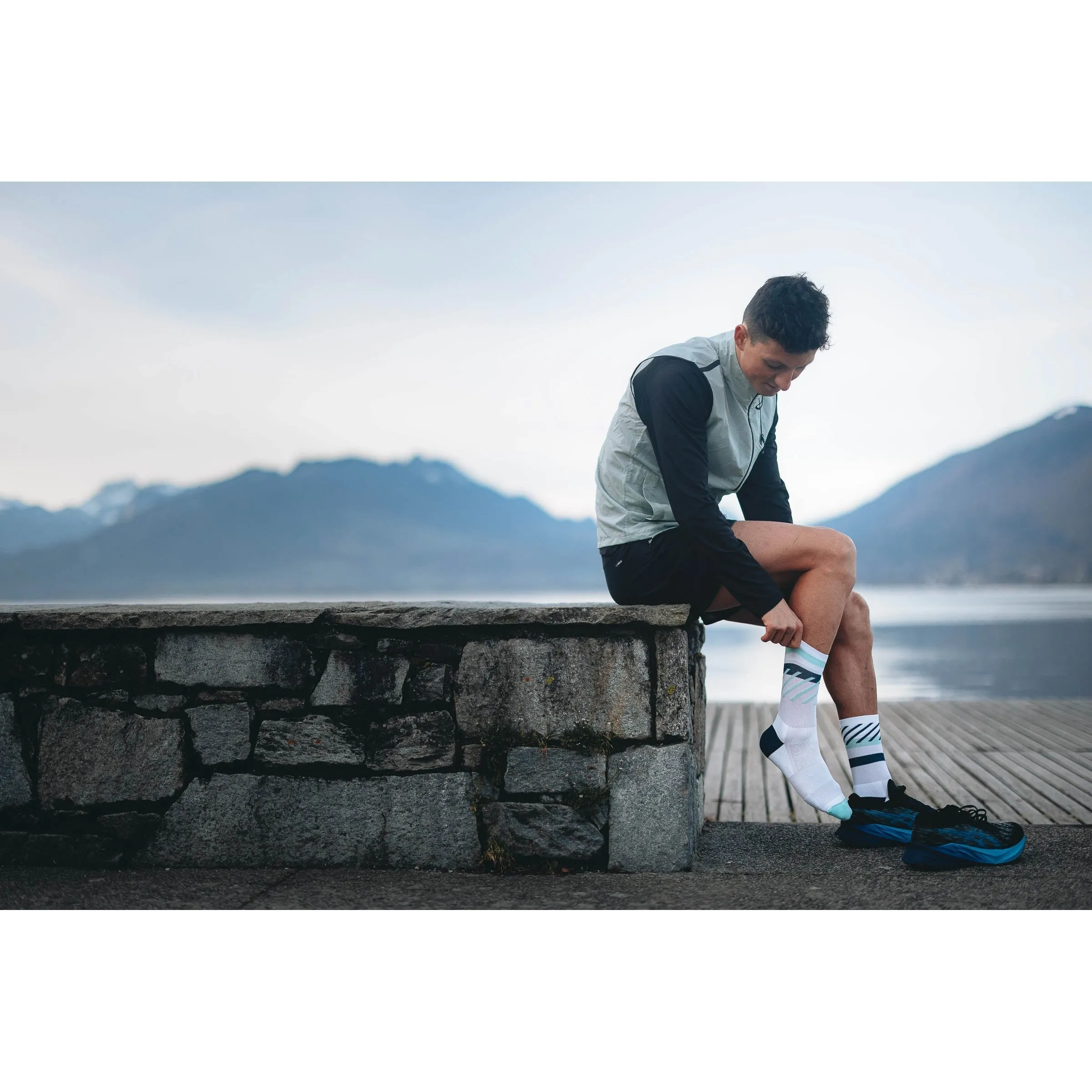 INCYLENCE RUNNING SOCKS - DISRUPTS NAVY BLUE MINT