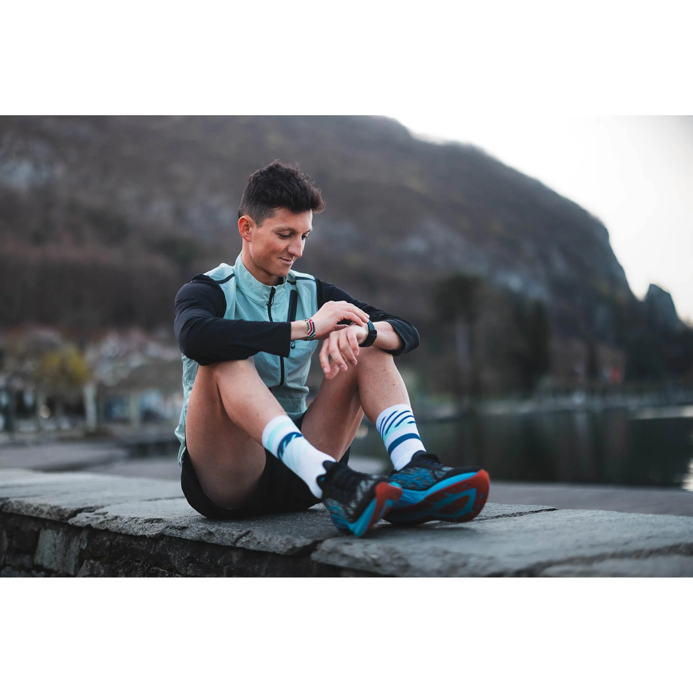 INCYLENCE RUNNING SOCKS - DISRUPTS NAVY BLUE MINT