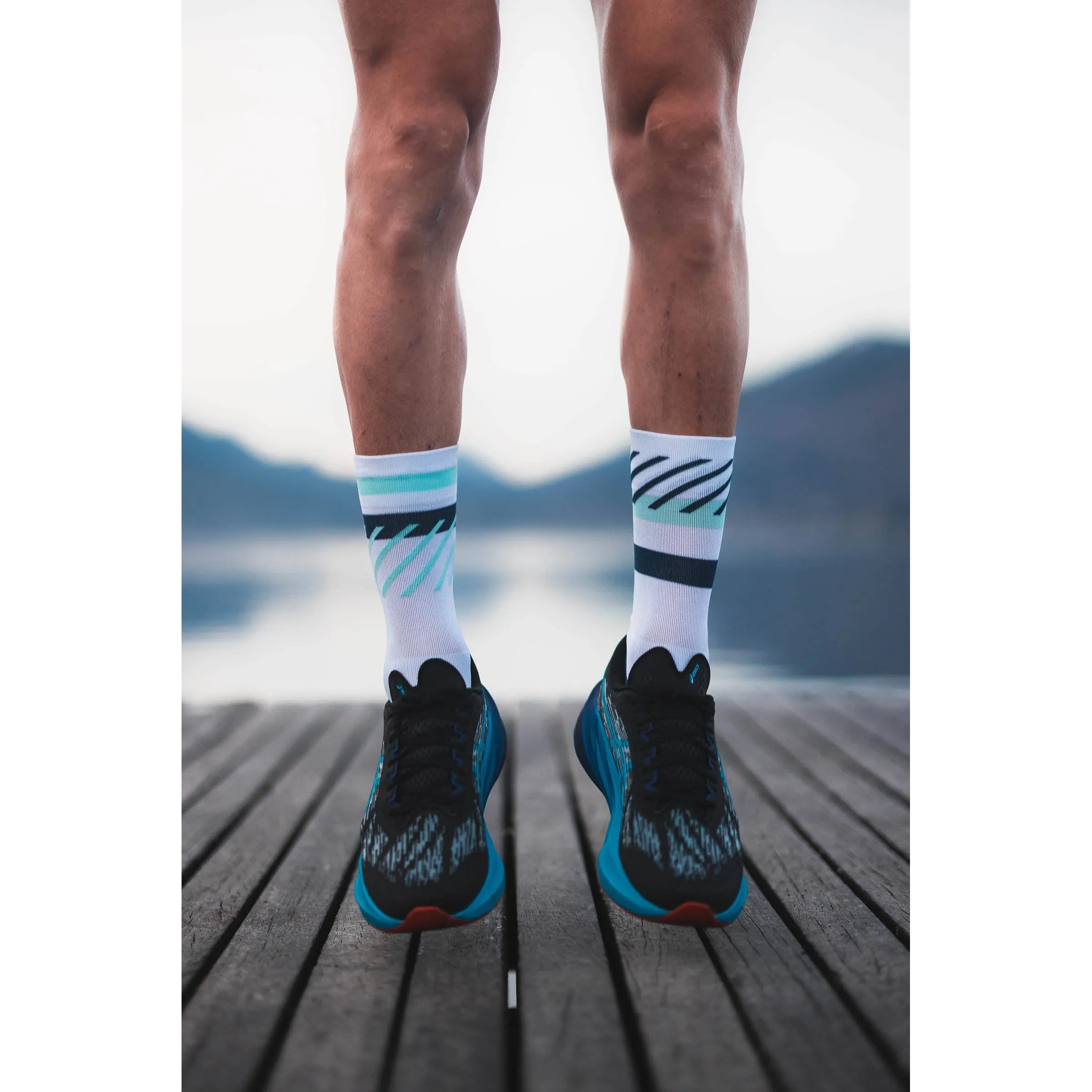 INCYLENCE RUNNING SOCKS - DISRUPTS NAVY BLUE MINT