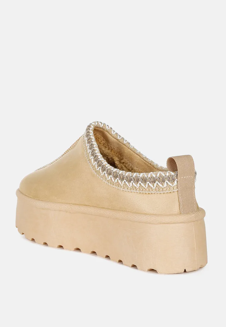 Jesters Embroidered Platform Classic Slip-On