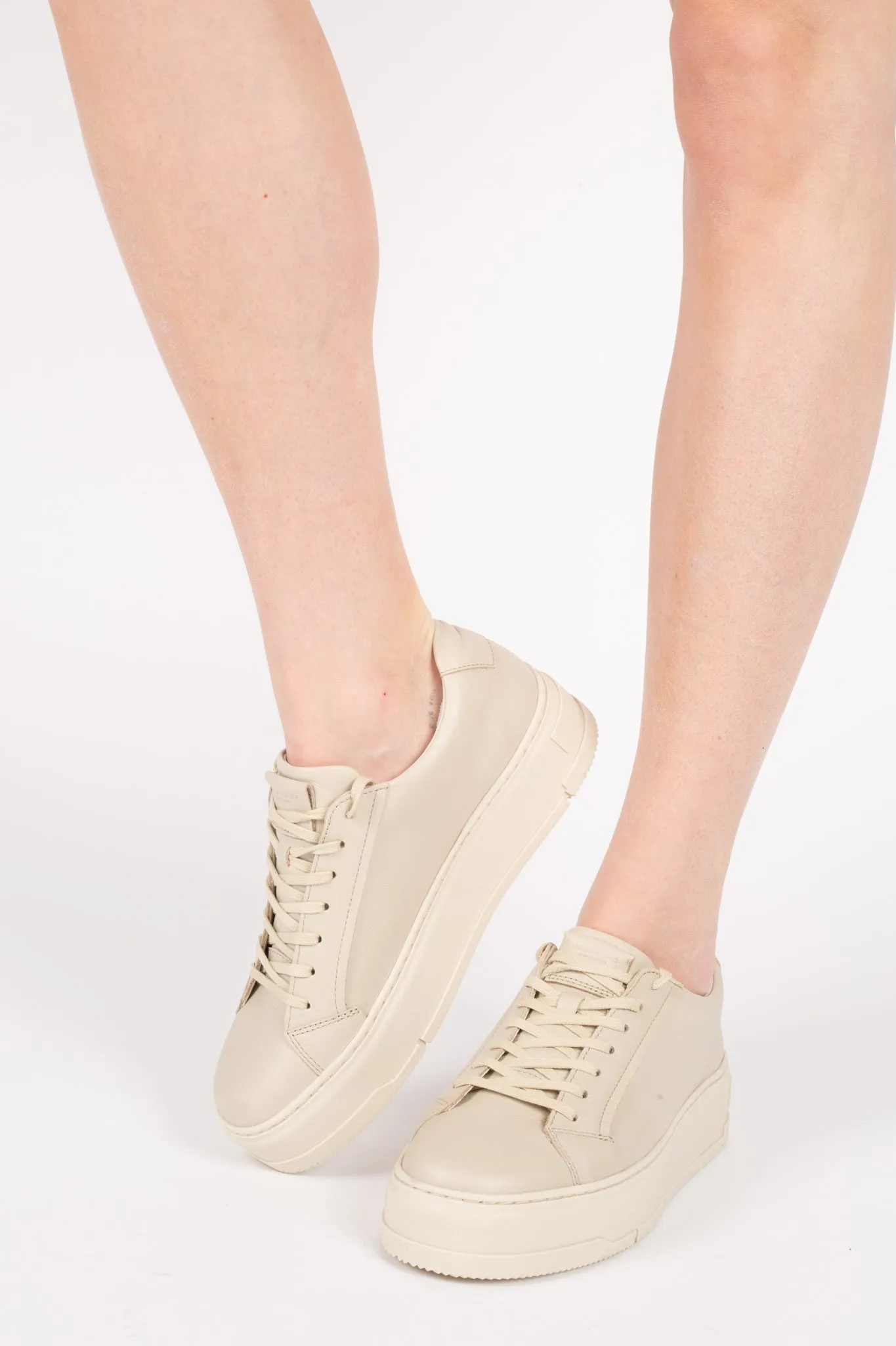 Judy Sneakers - Plaster