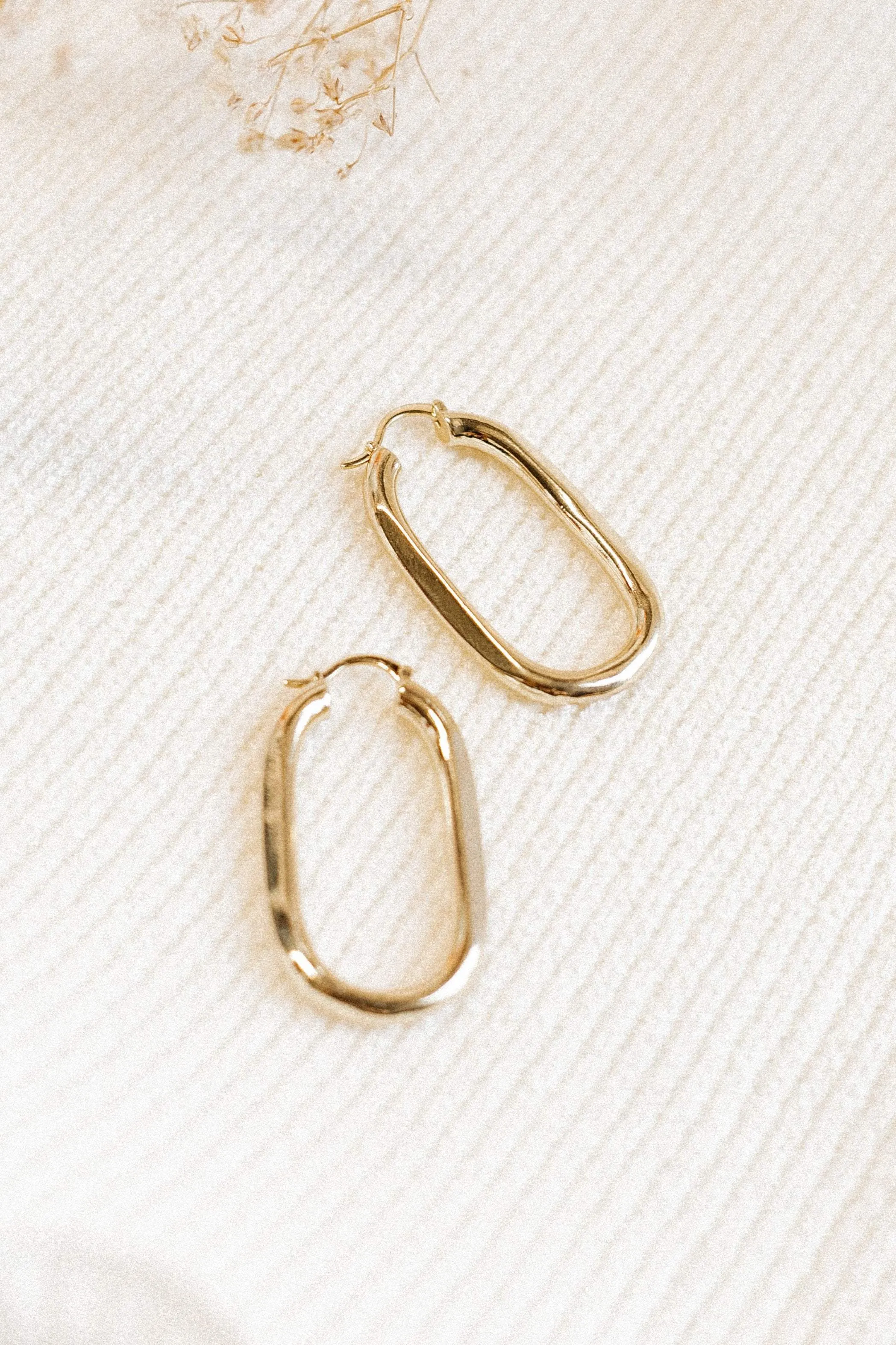 Mae Earrings - Gold