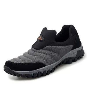 Man's stylish fashion anti-skid slip-on sneakers