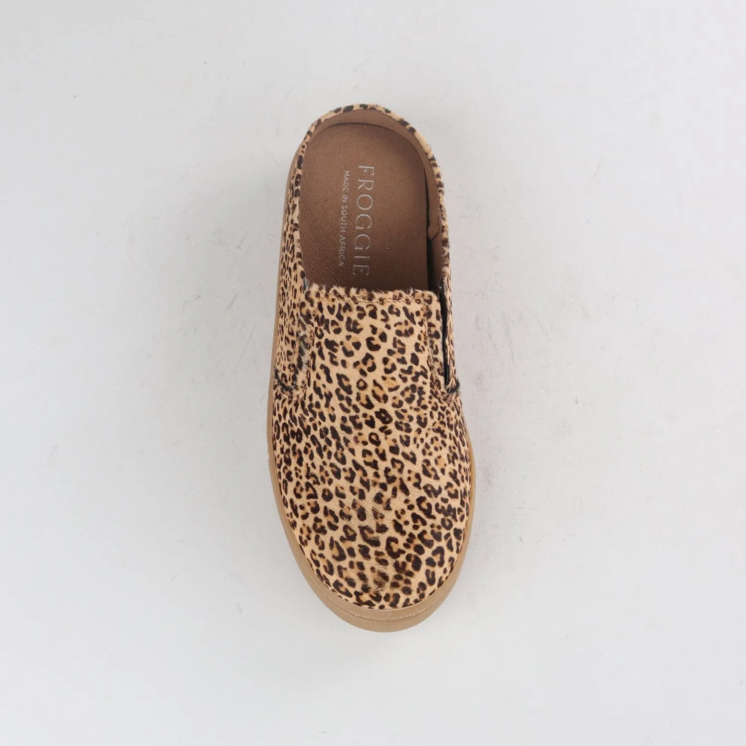 Slip-on sneakers with Removable Footbed in Cheetah Print - 12797