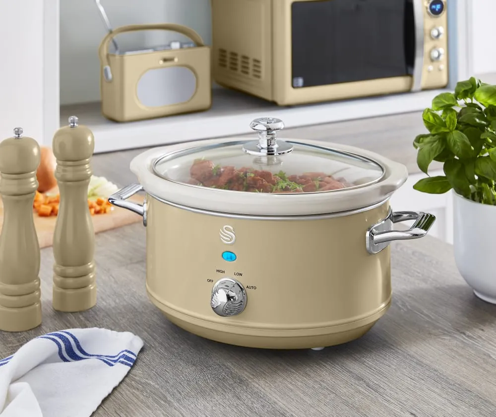 Swan 3.5L Retro Slow Cooker